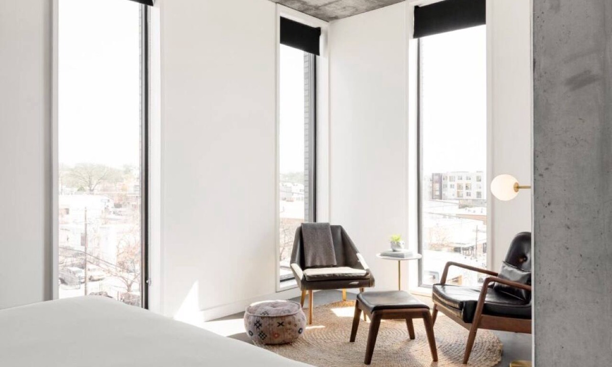 East Cesar Chavez Hotel | ARRIVE Austin