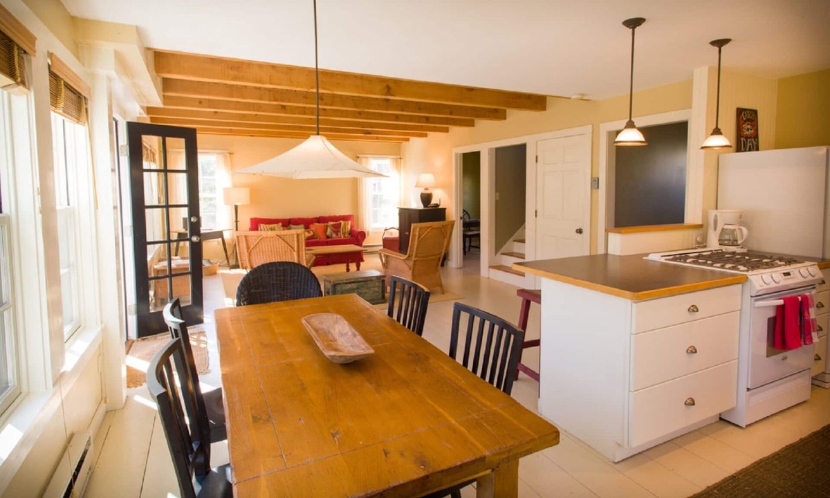 West Tisbury House | Charming Lambert’s Cove Escape, Walk to Exclusive Pristine Beach and Pond