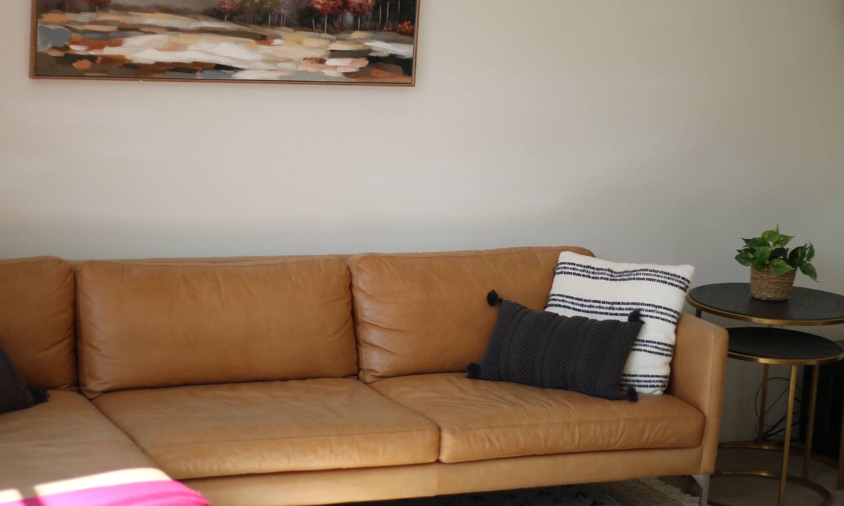 Pasadena House | Chic Spacious Pasadena 1BR by Rose Bowl + Old Town