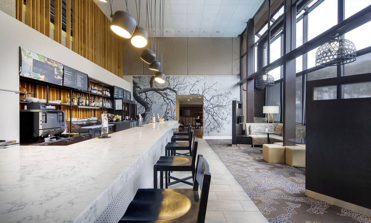North Loop Hotel | Courtyard by Marriott Austin-University Area