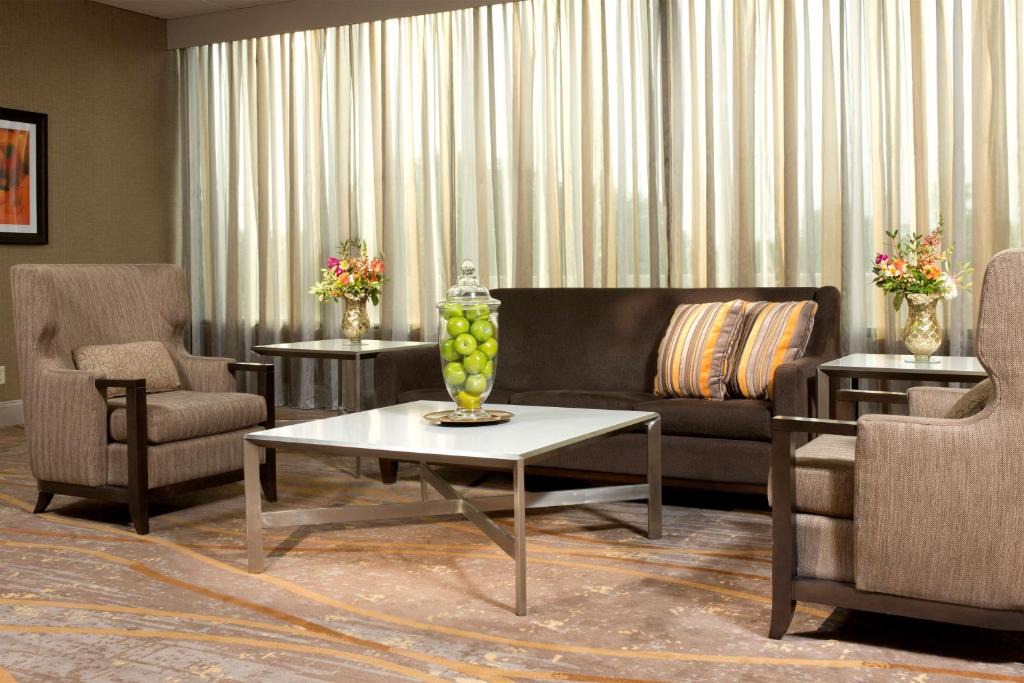 Lafayette Hotel | DoubleTree by Hilton Lafayette