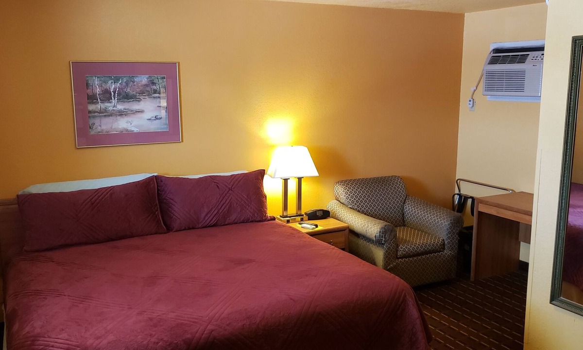 Cisco Hotel | Executive Inn