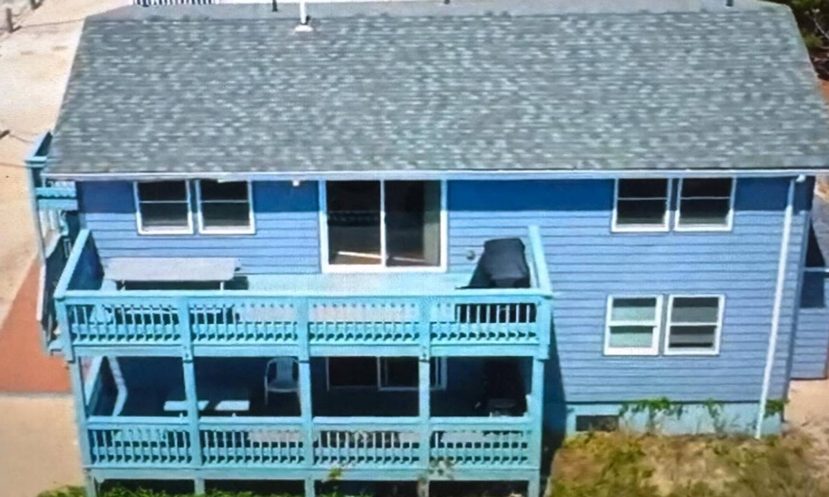 North Beach Haven Apartment | Ocean front Duplex Brant Beach 1st Floor