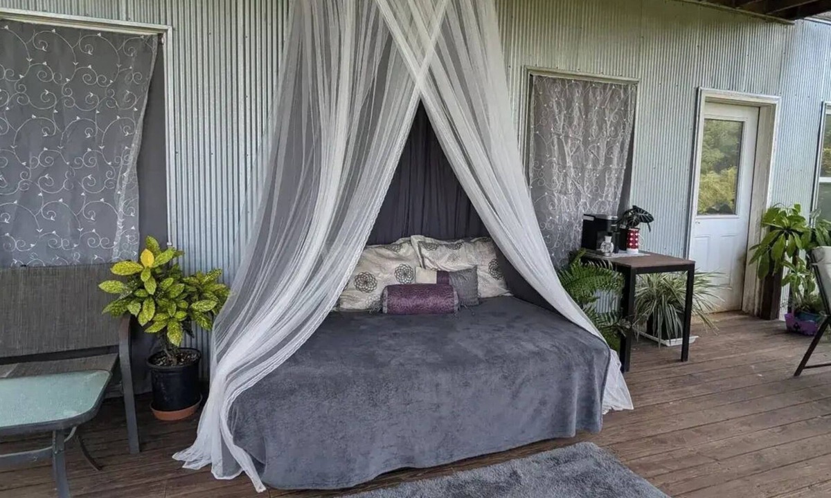 Oden Apartment | Second level glamping deck with stunning mountain view!