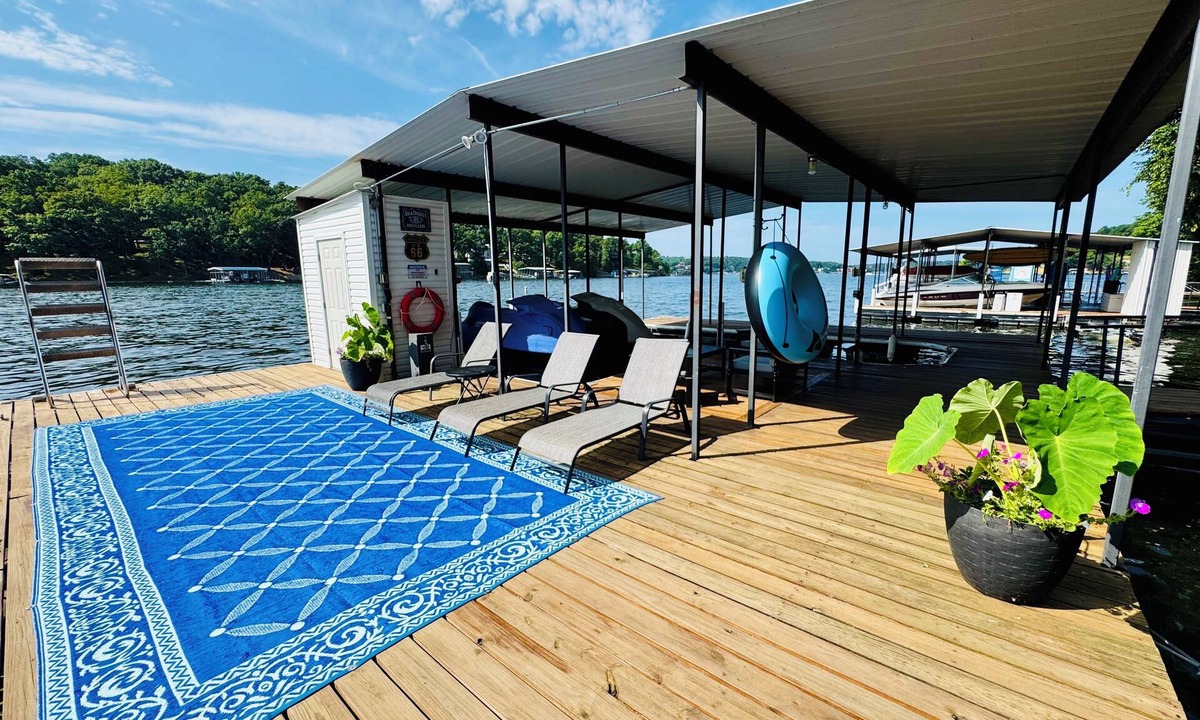 Osage Beach House | Spacious Lakefront Home with Private Dock & Fire Pit at 3MM