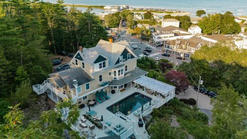 Ogunquit Hotel | The Trident Inn