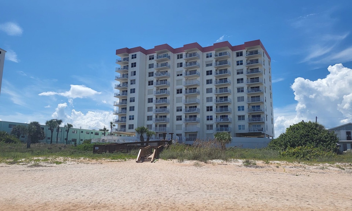Seawinds Condo Condo | Updated Oceanfront Condo! Come and Relax by the Sea!