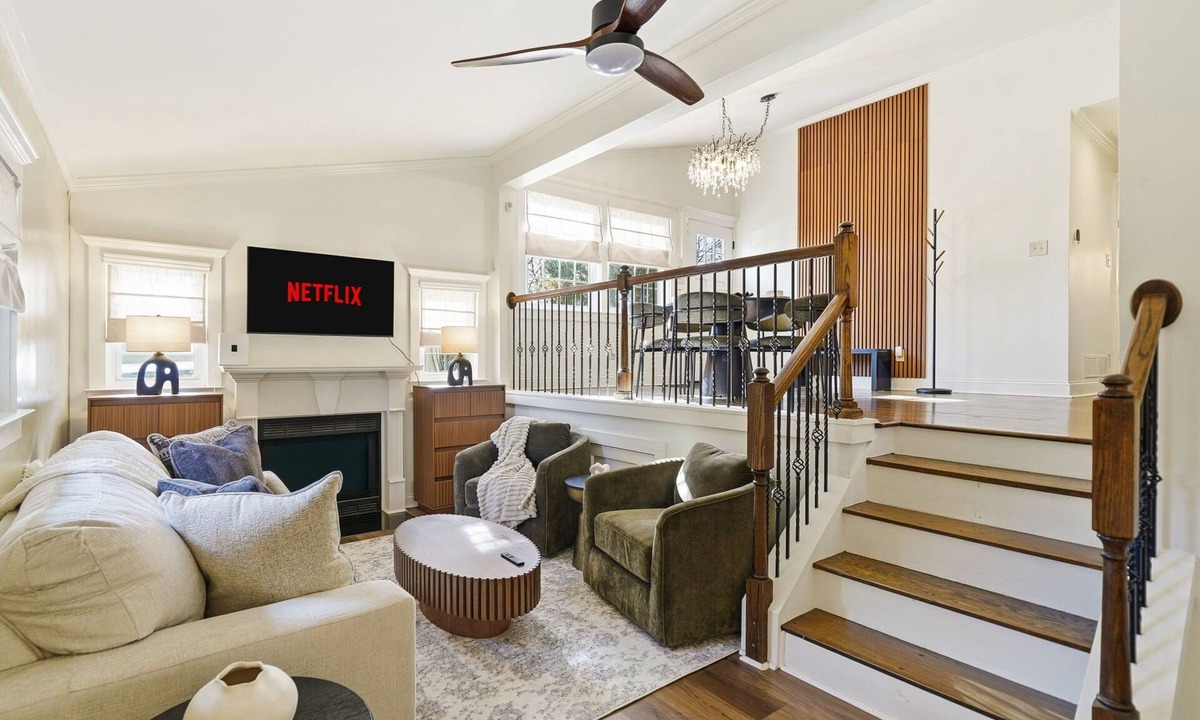 Buford Highway House | Upscale Retreat EV Charging Pet Friendly