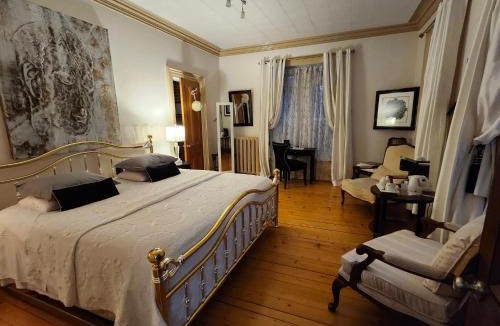 Sherbrooke Bed & Breakfast | Île de Garde B&B