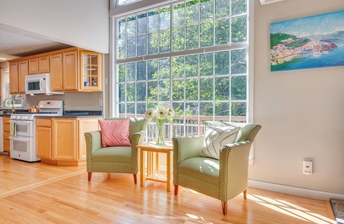 Ogunquit House | 1/2 Mi to Ogunquit Beach: Maine Home w/Deck!
