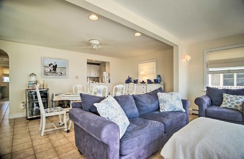 Ocean Bluff-Brant Rock House | 2 Decks + Beach Access: Oceanfront Getaway!