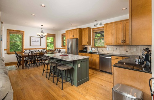 Seven Devils Cabin | 4 BRLog Cabin with Grandfather Mountain Views, Hot Tub, Game Room & Spacious Decks