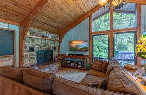 Sugar Grove House | A River Mist