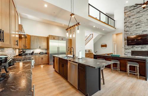 McHenry House | Absolutely Shore