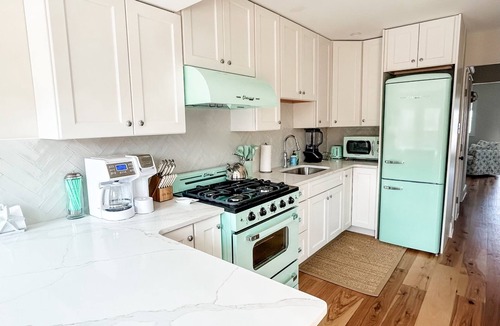 Ship Bottom Cottage | Adorable Bayfront Cottage; Heated Pool - 2 Bed & 2 Bath