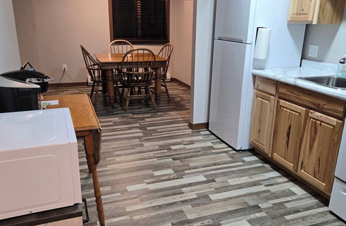 Carthage Apartment | Bell on Main