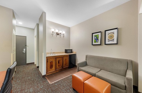 Georgetown Hotel | Best Western Plus Georgetown Inn & Suites