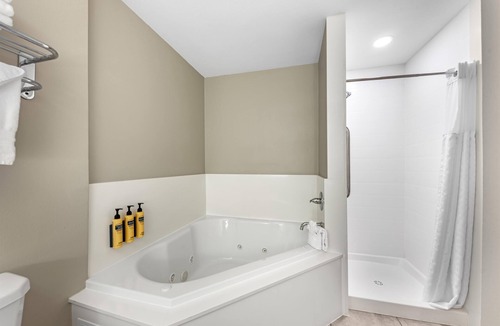 Georgetown Hotel | Best Western Plus Georgetown Inn & Suites