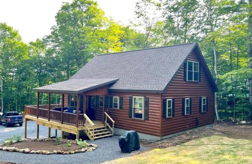 Town of Webb House | Blissful Bear