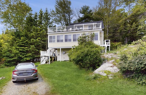 Five Islands House | Charming Oceanfront House with Deck, Cozy Loft, and Direct Beach Access