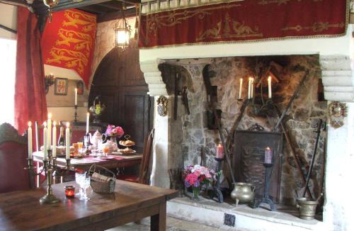Brix House | Chateau Le Val