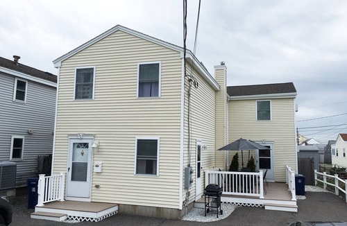 Hampton House | Clean and comfortable!