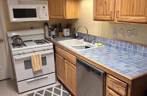 Ithaca Apartment | Close to Everything