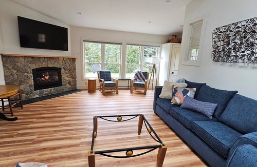 Bar Harbor House | Comfortable Spacious Home Central Bar Harbor, 2 bath 5 bedroom