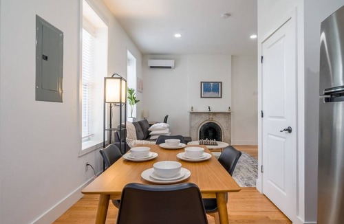 Corn Hill Apartment | Cornhill 2BDRM-HighFall+EquippedKitchen+Wi-Fi