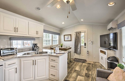 Pleasant Mount House | Cottage Complex · Poconos Luxury Stay