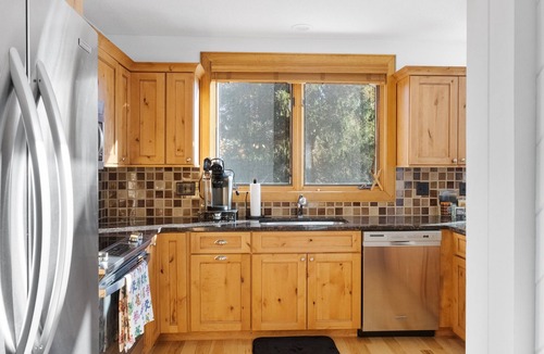 Stratton Mountain House | Dancing Bear@Stratton Spacious 4 Bds/4 Bath Hottub