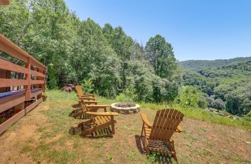 Leicester House | Deck & Fire Pit! Mtn Escape, 12 Mi to Asheville