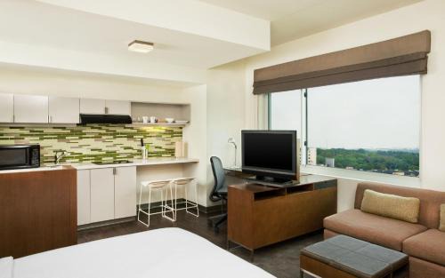 Hanover Hotel | Element by Marriott Arundel Mills BWI Airport