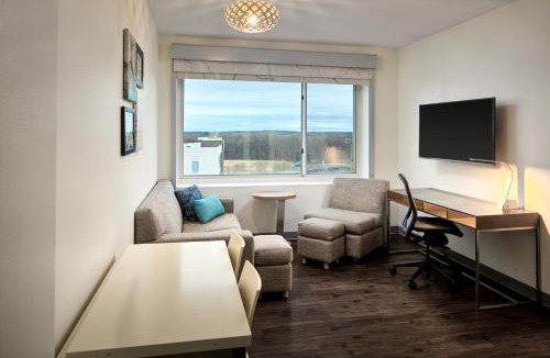 Hanover Hotel | Element by Marriott Arundel Mills BWI Airport