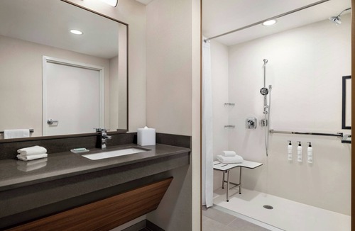 Butztown Hotel | Fairfield by Marriott Inn & Suites Bethlehem PA