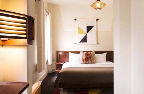 Downtown Chicago Hotel | Freehand Chicago