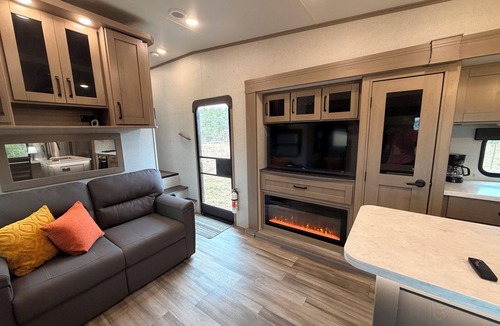 Garrison House | Garrison Getaway