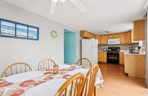 Hampton House | Hampton Hideaway 1. Duplex on dead end street just steps from beautiful Beach!