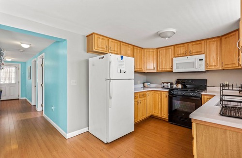 Hampton House | Hampton Hideaway 1. Duplex on dead end street just steps from beautiful Beach!