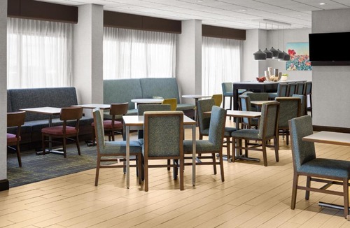 Dover Hotel | Hampton Inn Dover