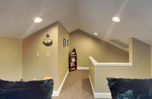 McHenry House | Happy Time