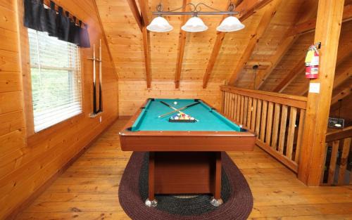 Sevierville Villa | Hikers Hideaway