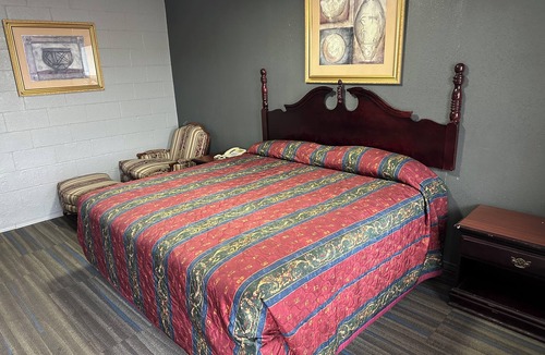 Tulsa Hotel | Interstate Inn Express