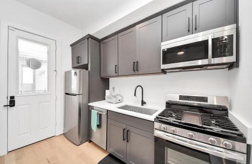 East Downtown Houston Apartment | Luxe Private Studio