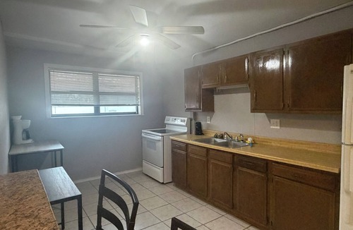 Abilene Apartment | Marvelous studio with AC in friendly Abilene neighborhood