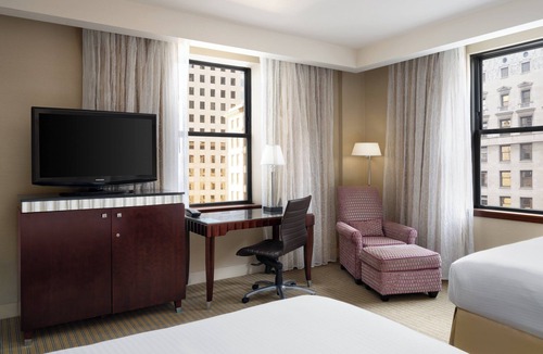 Near North Side Hotel | Millennium Hotel Knickerbocker Chicago