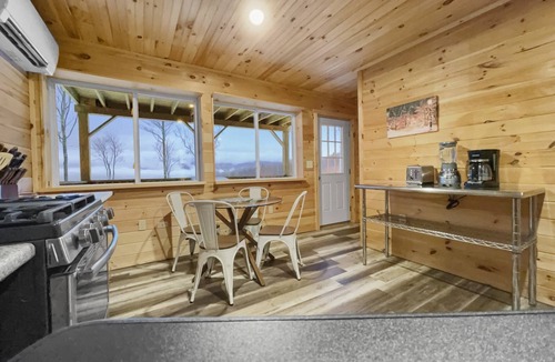 Rumney Cabin | Misty View