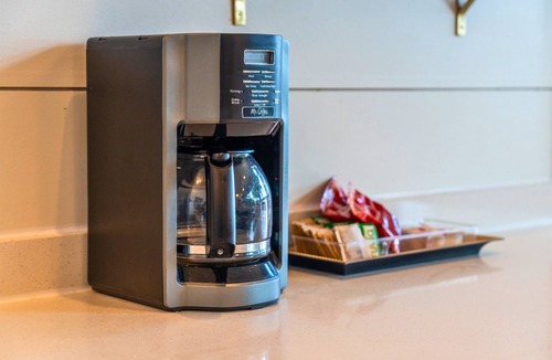 Rockwell House | Modern Lakefront Escape | Private Dock | Hot Tub