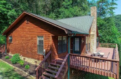 Cosby Ski Chalet | Moosetrax