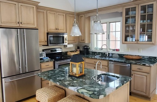 Ogunquit House | PERFECT LOCATION! Downtown Ogunquit. Walk to restaurants and the beach!